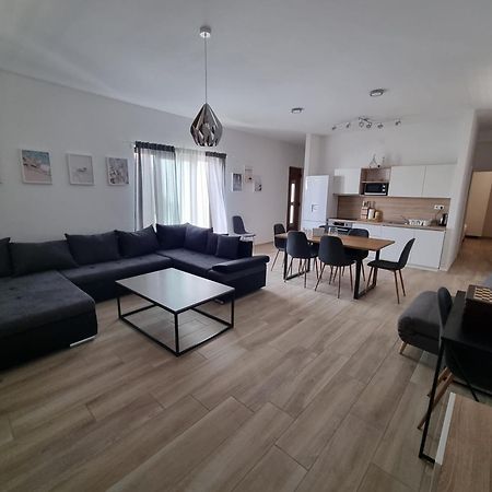 Apartments Leticia Vrsi Ruang foto